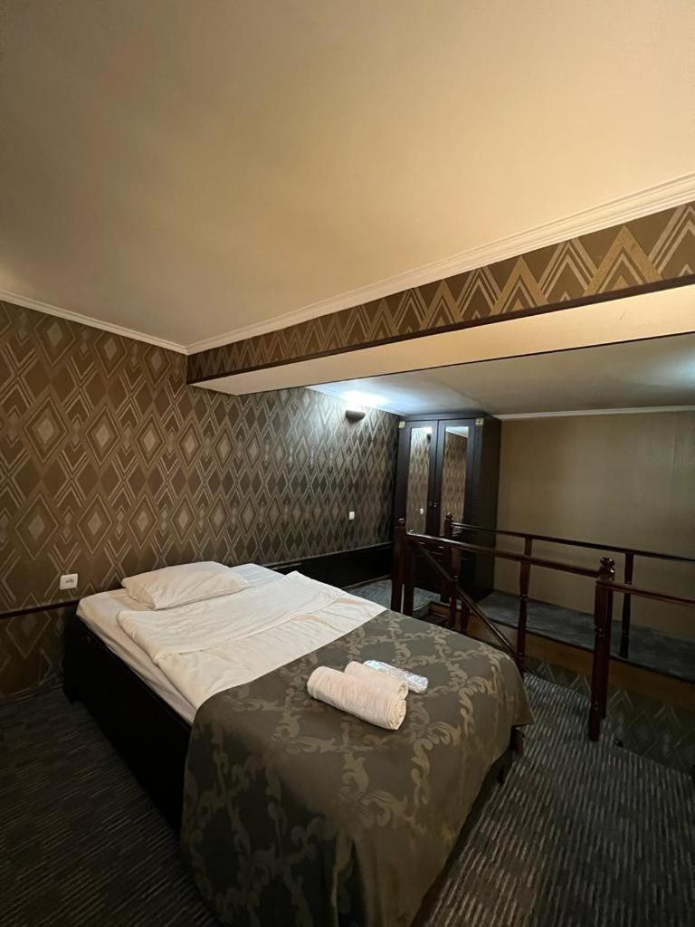 Elno Hotel Tiflis Habitación foto
