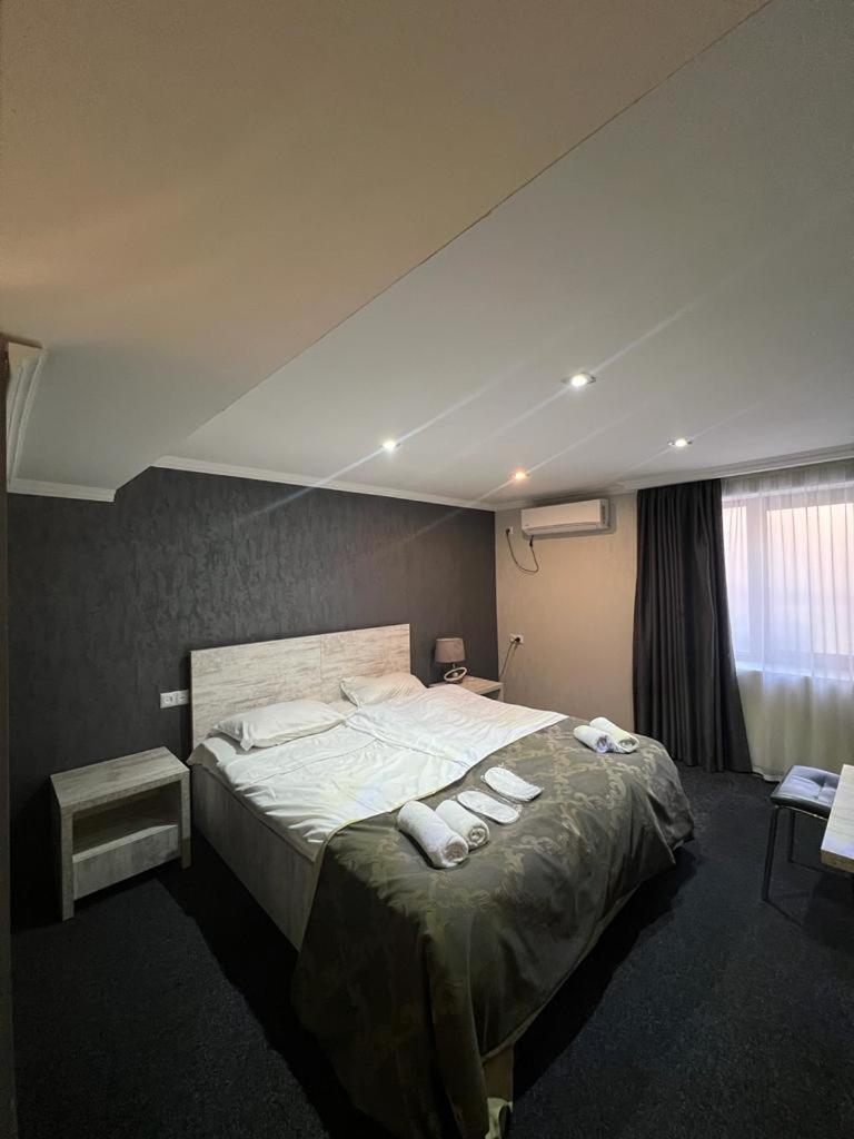 Elno Hotel Tiflis Habitación foto